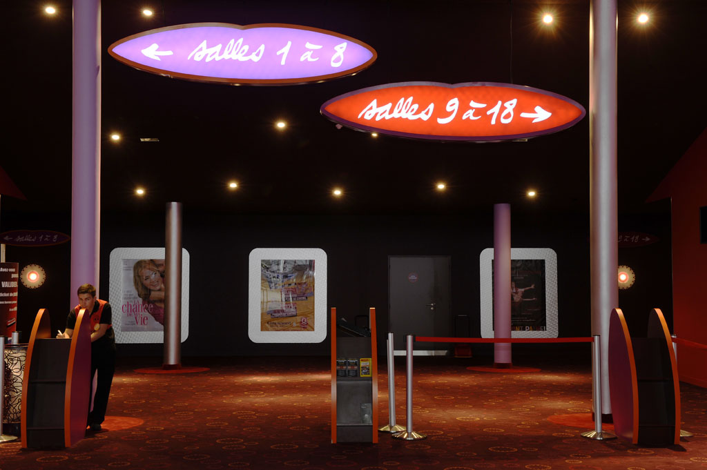 Gaumont Multiplexe Montpellier Deco Lacroix Dec 2010